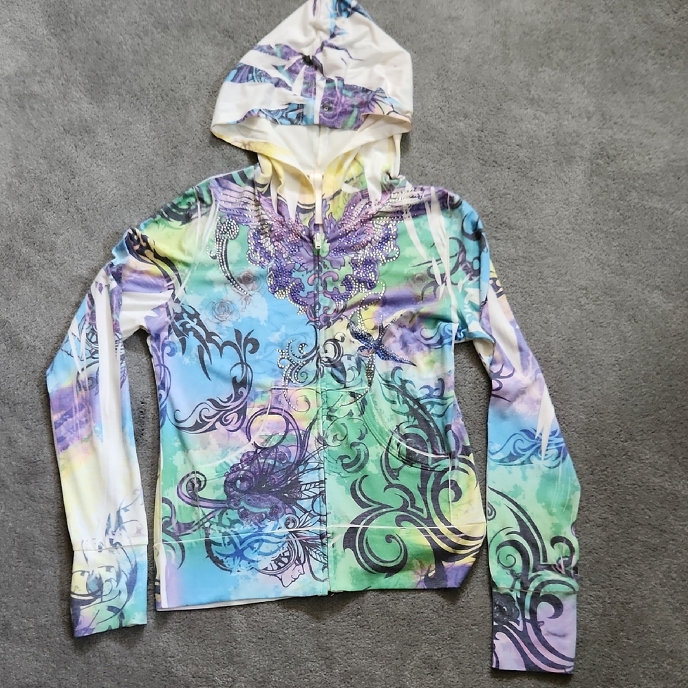 Colorful Hooded Top with Artistic Watercolor Print
